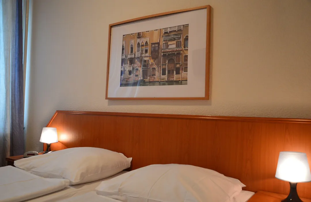 Hotel Mercedes/Centrum-1